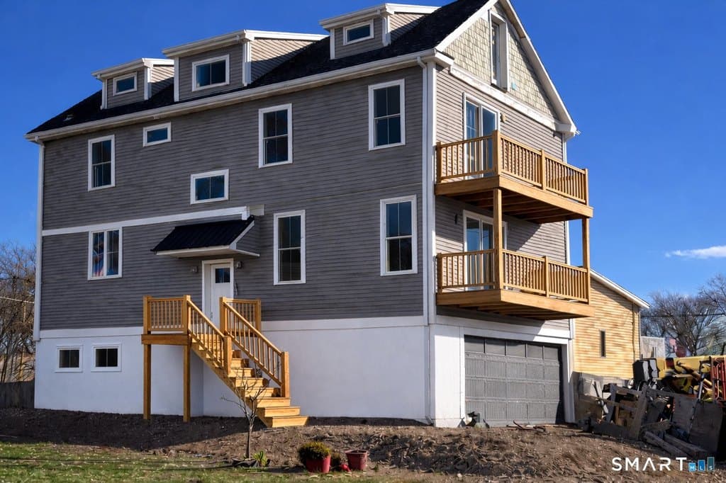 3 bedroom house for sale at 35 Beachland Ave Milford 06460 - $1,195,000