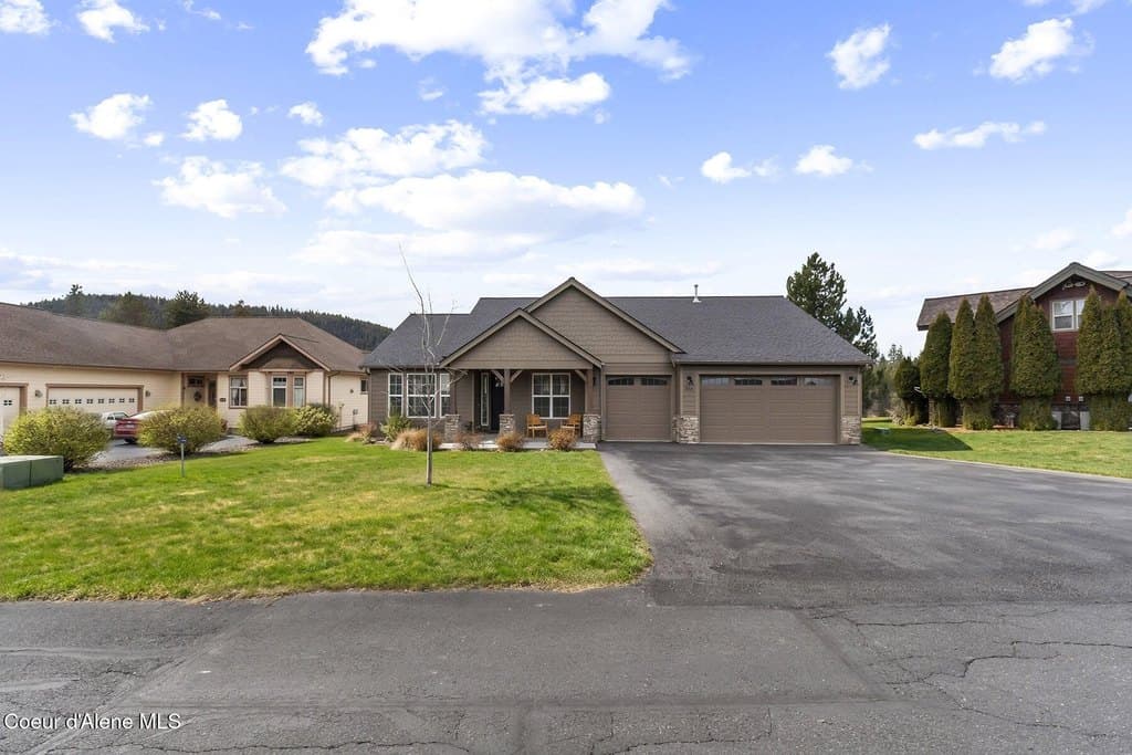 4 bedroom house for sale at 566 Stoneridge Rd Blanchard - $619,000
