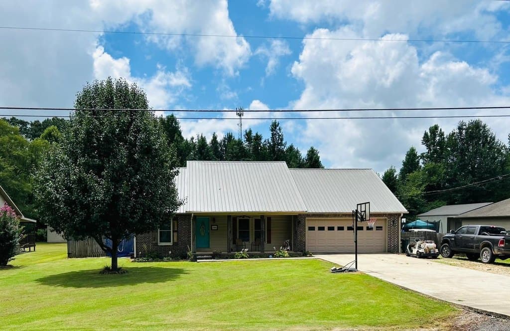 3 bedroom house for sale at 1310 Highway 258 Bald Knob - $224,900