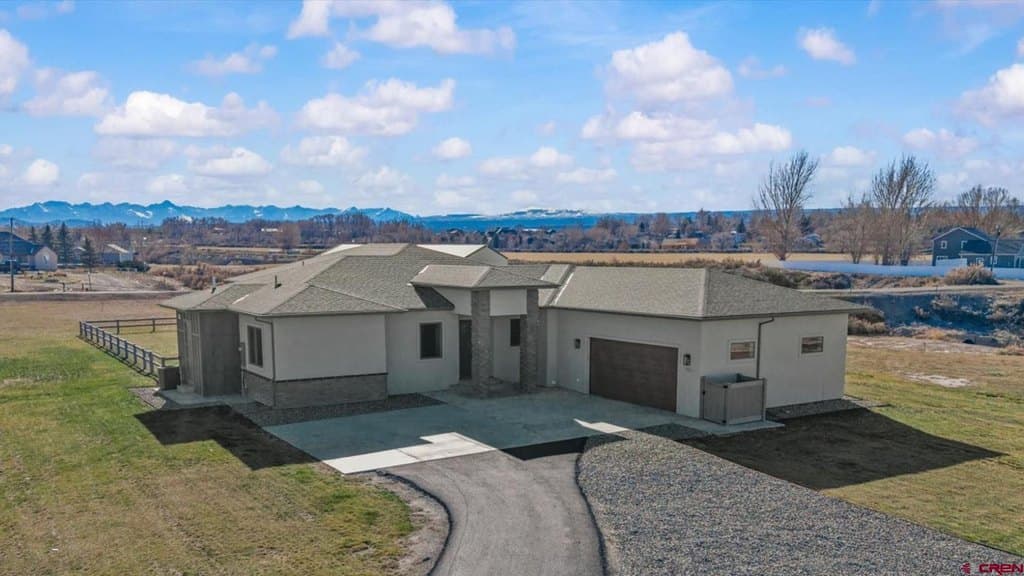 4 bedroom house for sale at 3802 Aspen Grove Ln Montrose 81401 - $1,249,000