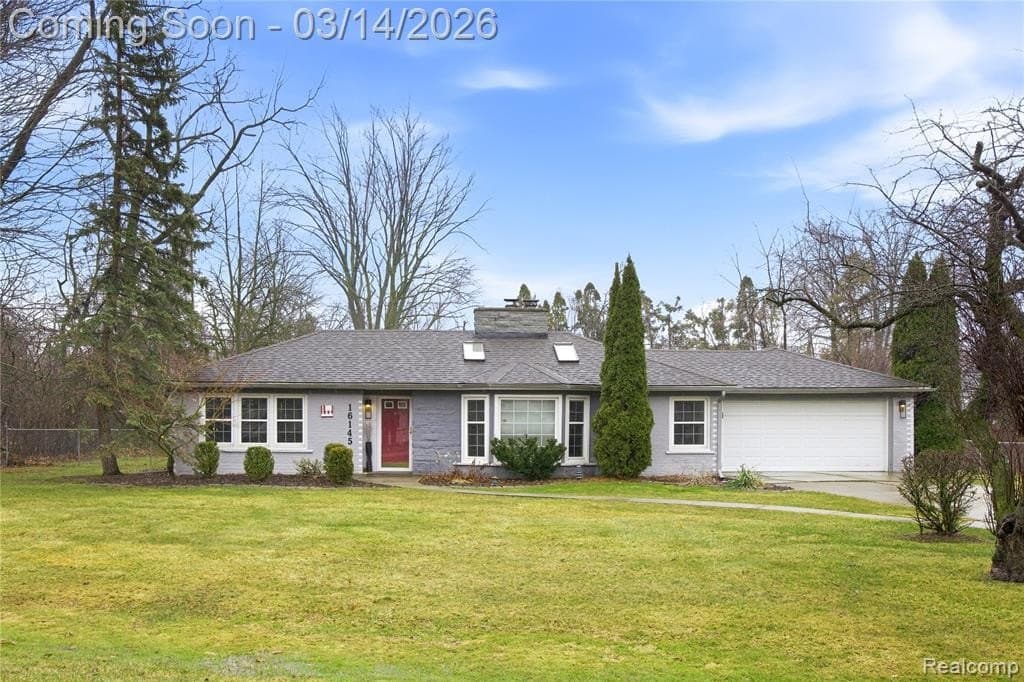 3 bedroom house for sale at 16145 Madoline St Beverly Hills - $339,000