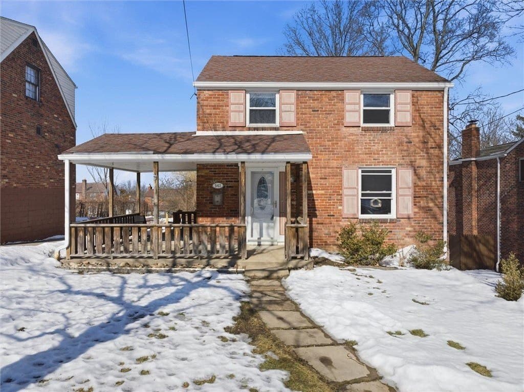 2 bedroom house for sale at 543 Old Farm Rd Baldwin - $205,000