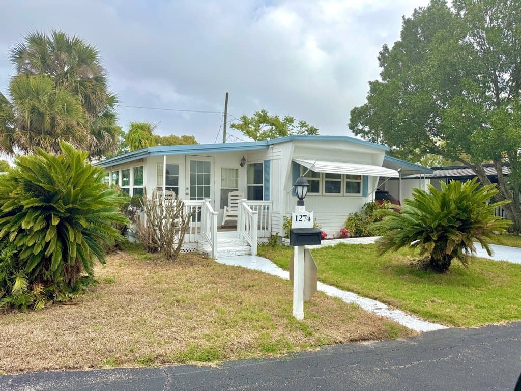 1 bedroom mobile home for sale at 1274 Independence Dr Daytona Beach - $19,900