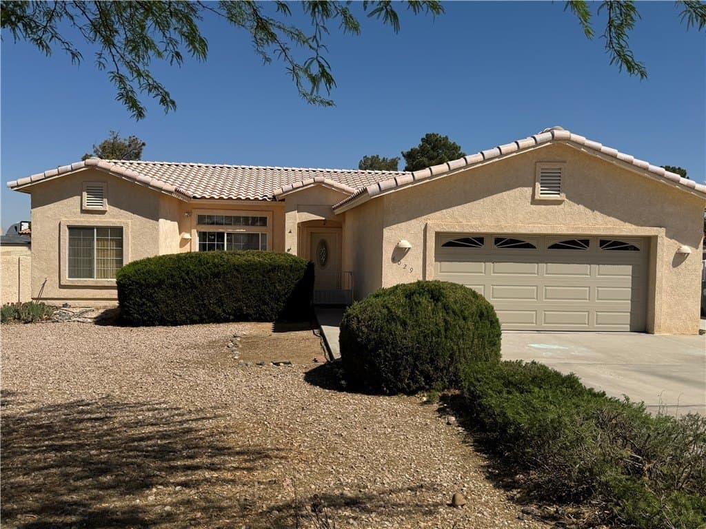 3 bedroom house for sale at 4029 Roma Rd Kingman 86401 - $419,000