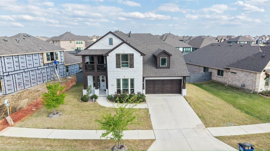 5 bedroom house for sale at 7212 Bird Cherry Ln Aubrey - $600,000
