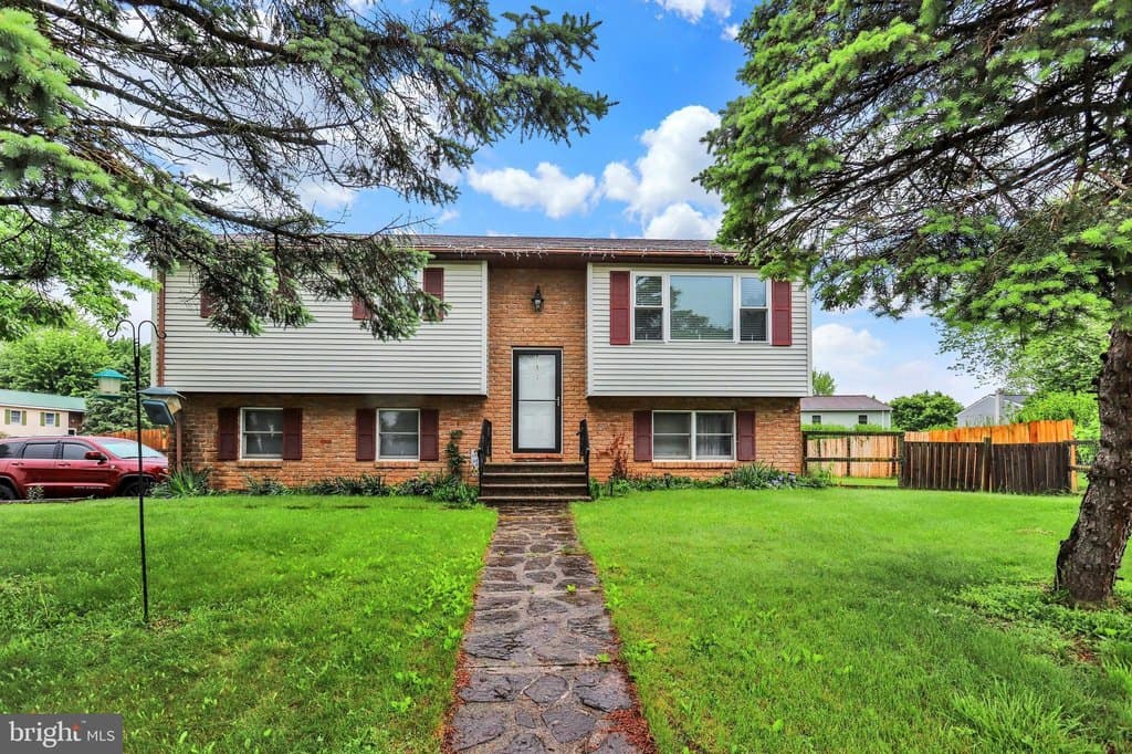 3 bedroom house for sale at 38 Bonniefield Cir Bonneauville - $299,999