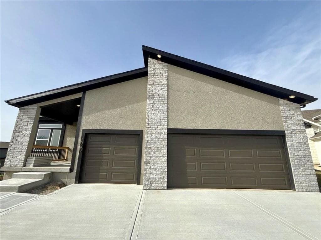3 bedroom house for sale at 8919 SW 6th St Blue Springs - $424,795