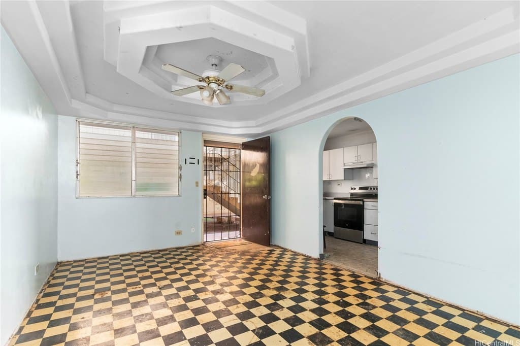 3 bedroom condo for sale at 94-245 Leowahine St Unit 1022 Waipahu 96797 - $299,000