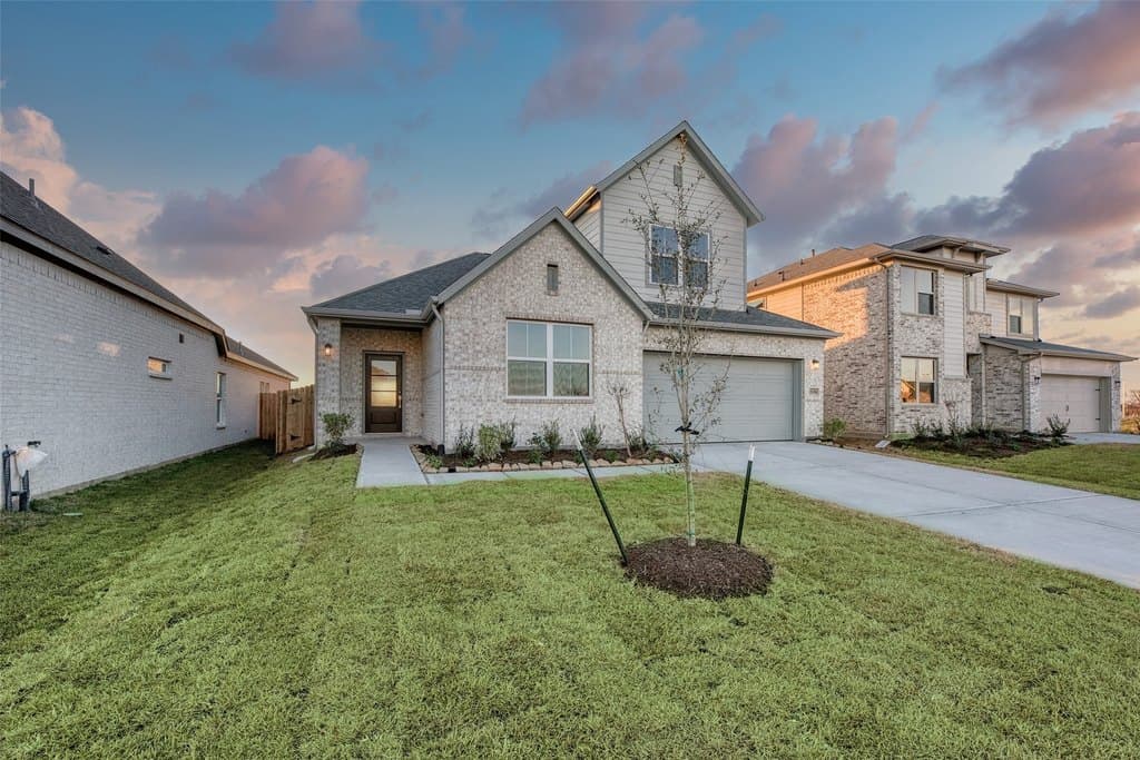 4 bedroom house for sale at 21126 Sunlight Grove Dr Bonney - $336,795