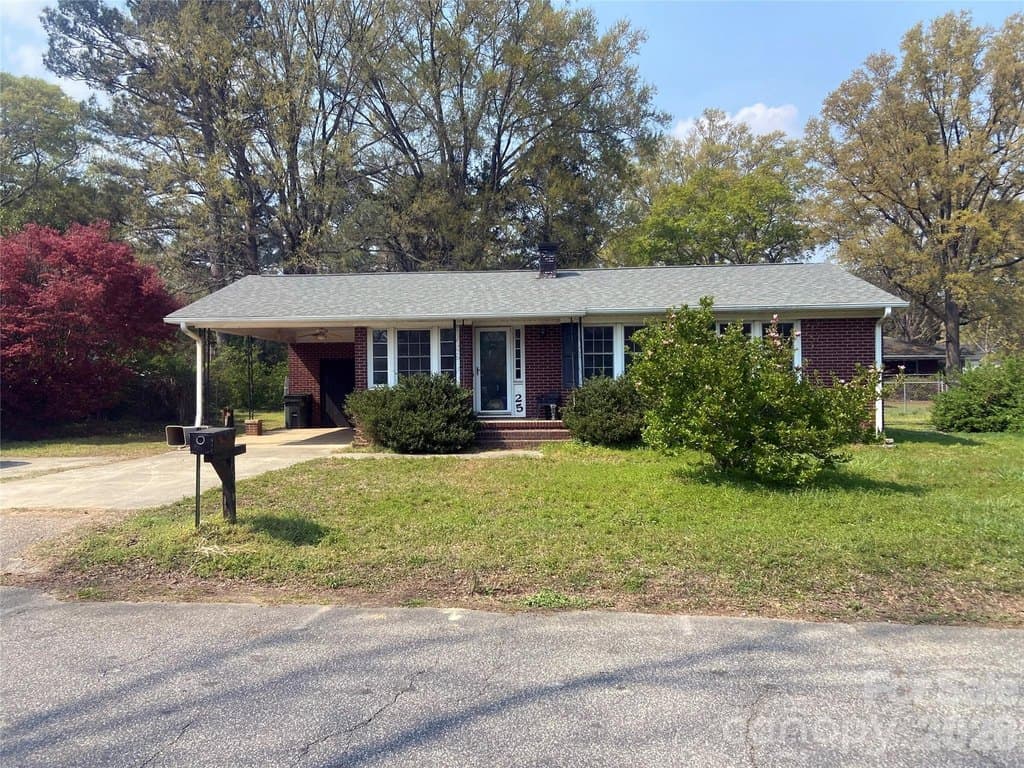 3 bedroom house for sale at 125 Mickle Ct Rock Hill - $190,000