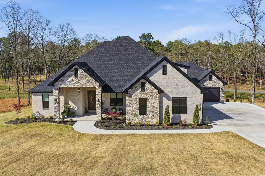 5 bedroom house for sale at 2940 Orchard View Dr Conway 72034 - $799,000