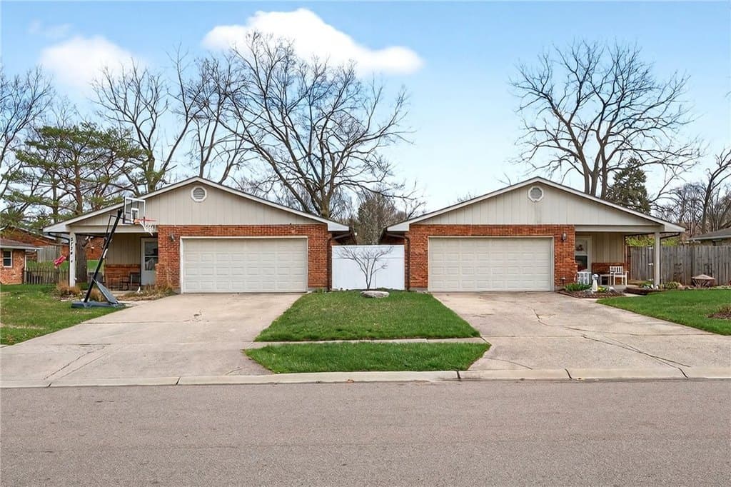 4 bedroom multi-family for sale at 8734 Shadycreek Dr Centerville - $392,500