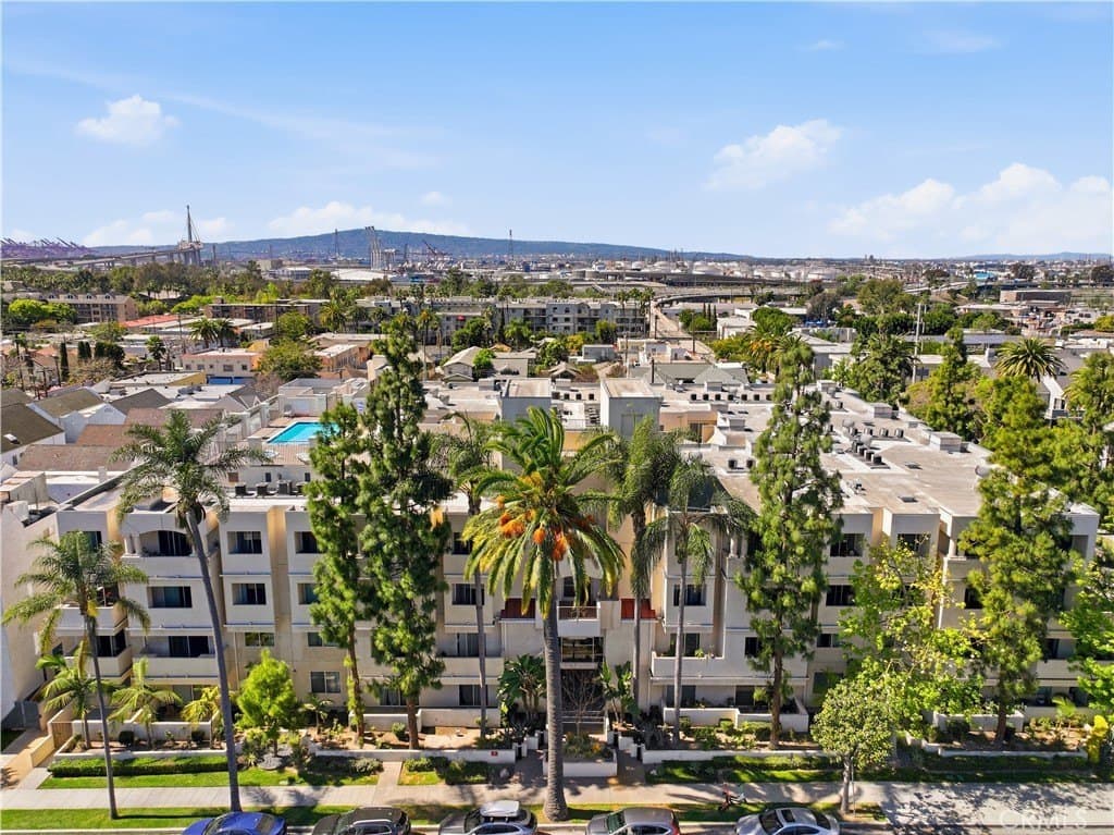 1 bedroom condo for sale at 535 Magnolia Ave Unit 113 Long Beach - $425,000