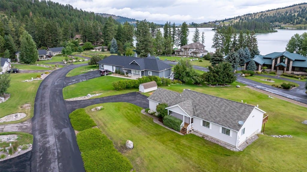 4 bedroom house for sale at 106 Rainbow Dr Kalispell 59901 - $949,000