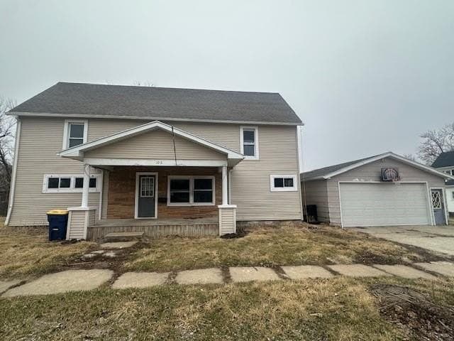 4 bedroom house for sale at 106 West St NW Blairstown - $90,000