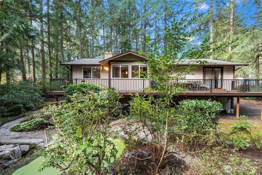 3 bedroom house for sale at 5418 142nd St NW Canterwood - $600,000