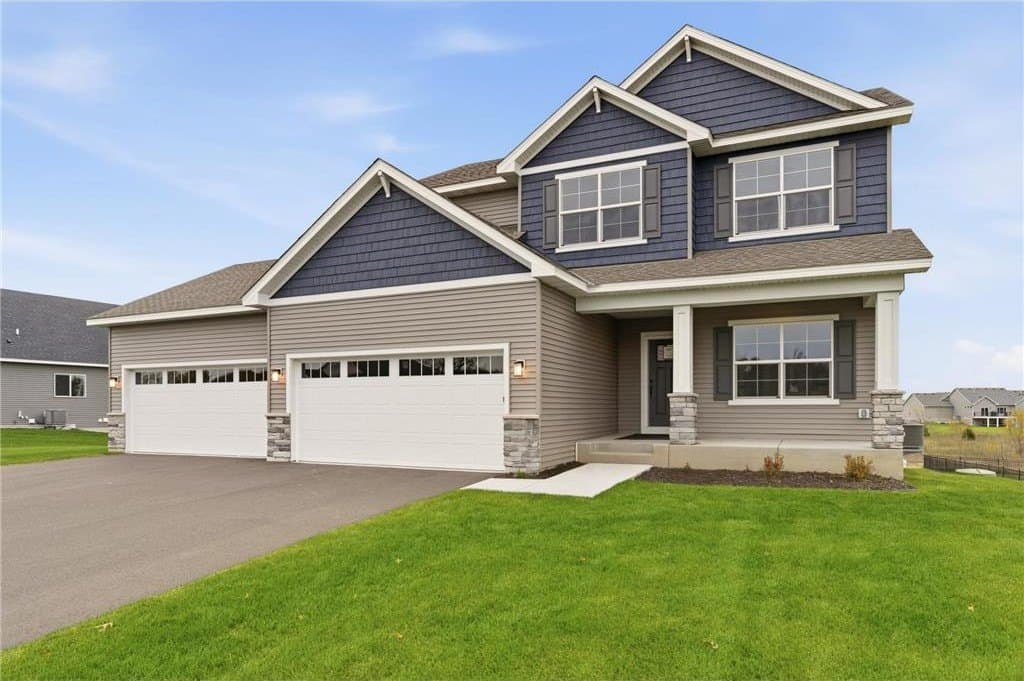 5 bedroom house for sale at 24035 187th St NW Big Lake - $589,900