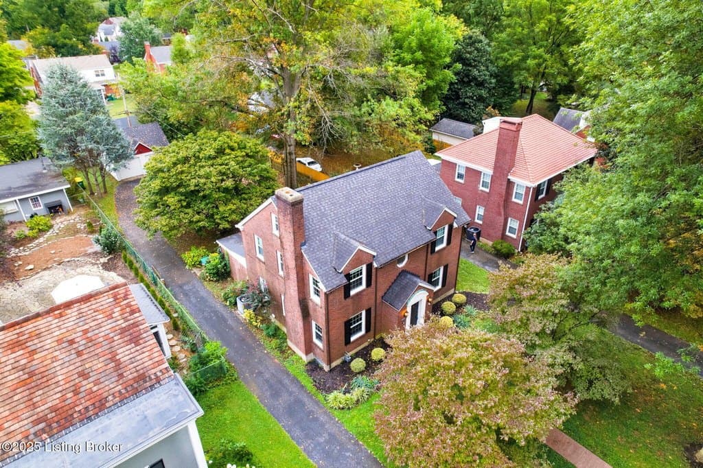 4 bedroom house for sale at 3305 Oriole Dr Audubon Park - $689,000