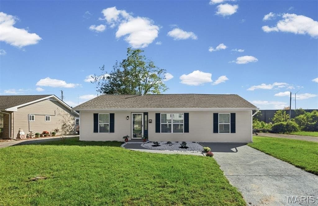 4 bedroom house for sale at 604 West Ave Centreville - $179,900
