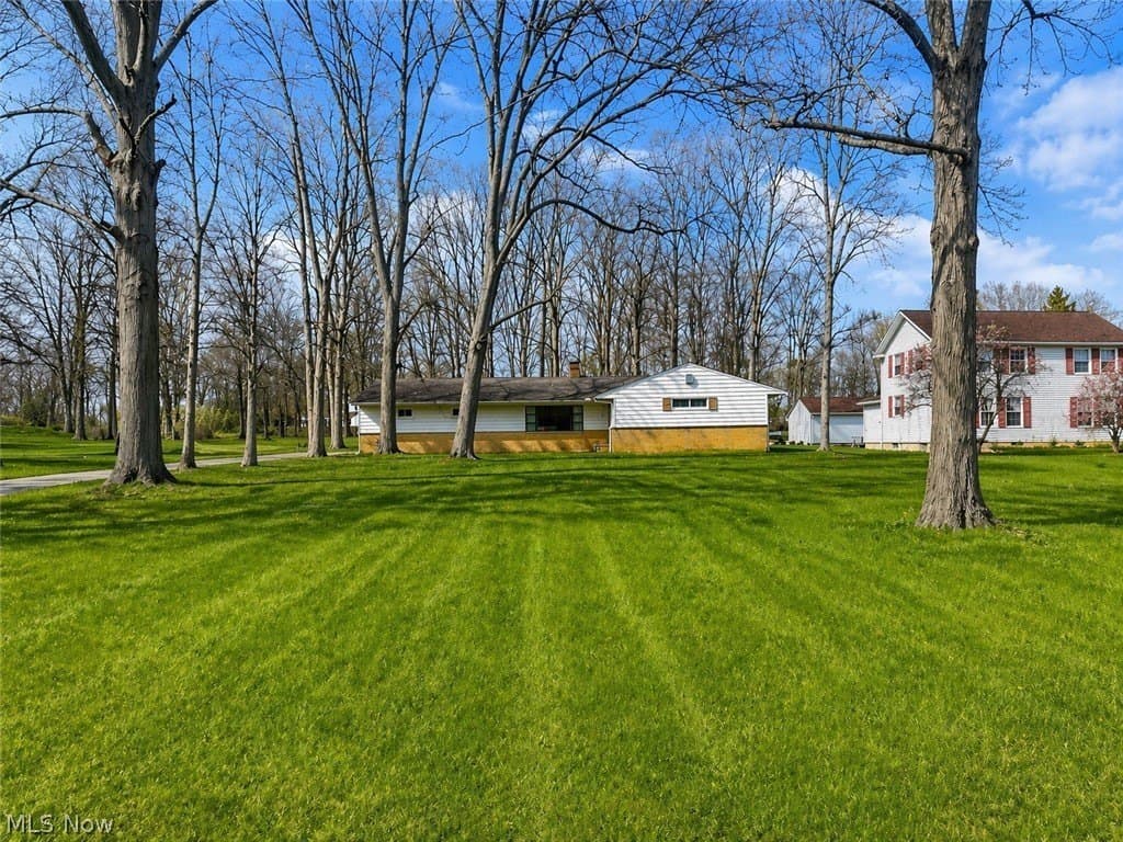 3 bedroom house for sale at 3262 Royalton Rd North Royalton 44133 - $210,000