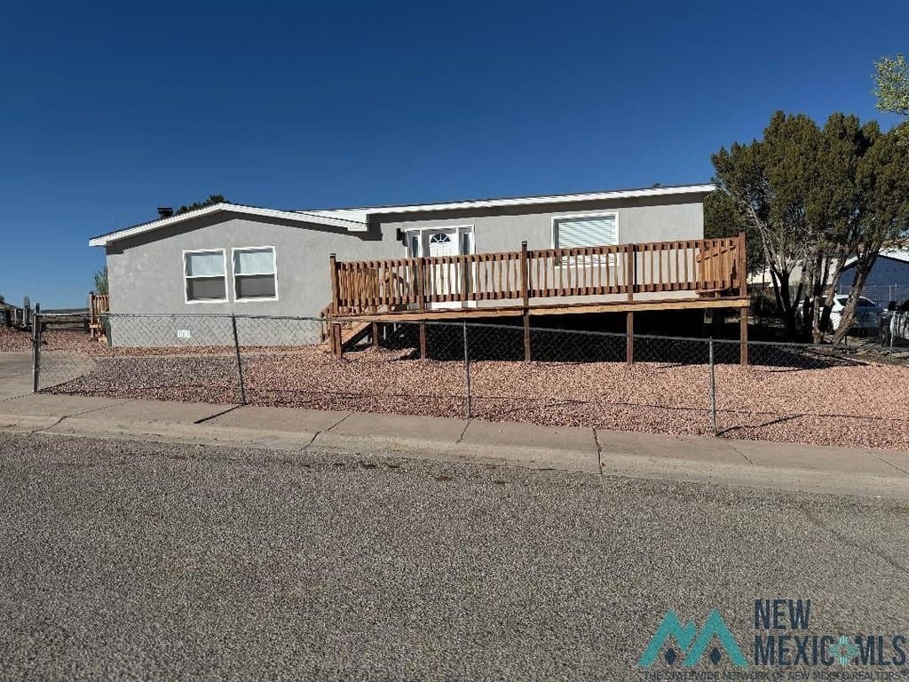 3 bedroom mobile home for sale at 2701 Foothills Ave Gallup 87301 - $285,500