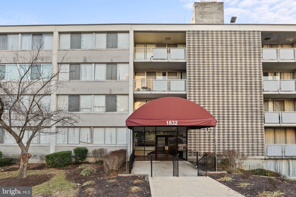 2 bedroom condo for sale at 1832 Metzerott Rd Apt 303 Adelphi - $165,000