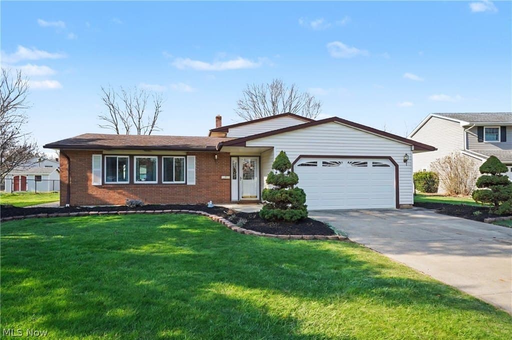 4 bedroom house for sale at 6360 Ramblewood Dr Mentor 44060 - $349,900
