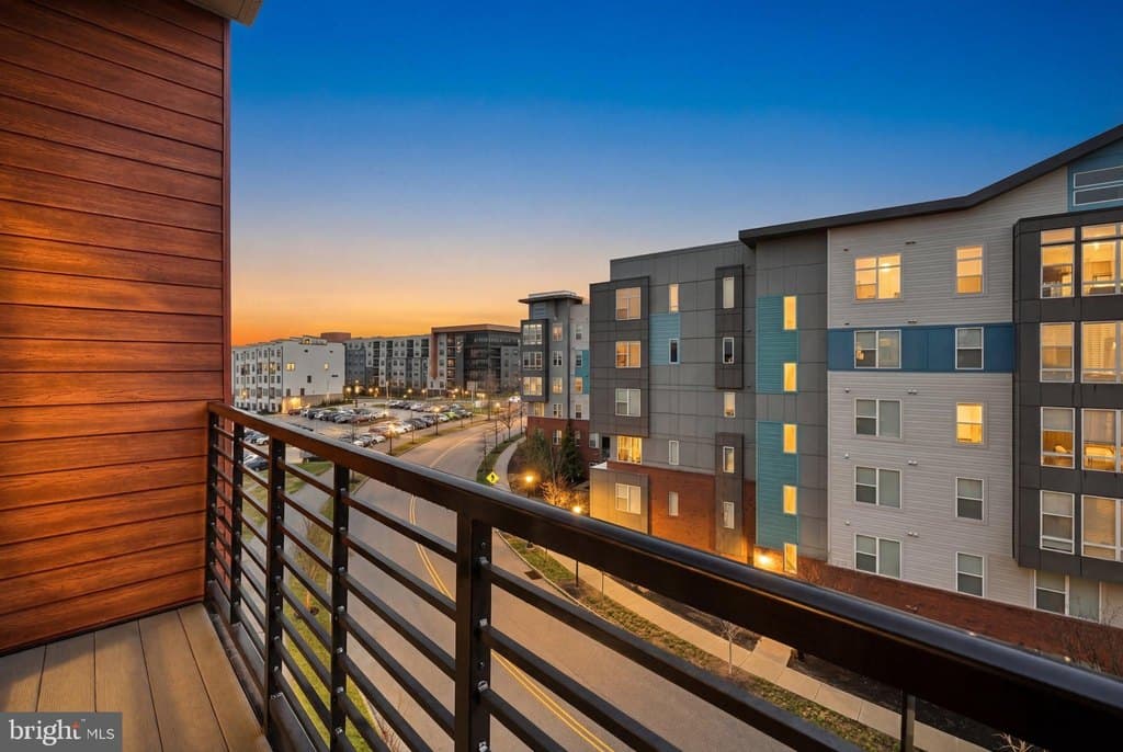 2 bedroom condo for sale at 575 S Goddard Blvd Unit 502 King of Prussia 19406 - $599,000