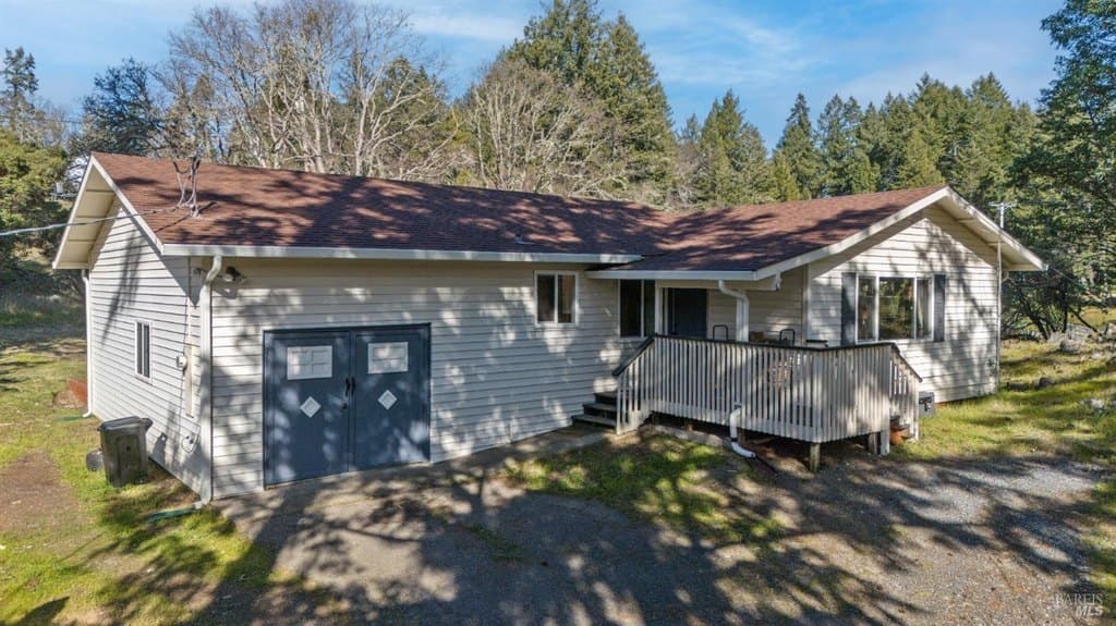 3 bedroom house for sale at 2021 Peacock Dr Brooktrails - $325,000