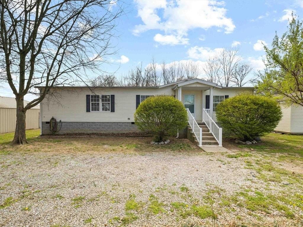 3 bedroom mobile home for sale at 496 Newman Stillhouse Rd Owensboro 42301 - $189,900