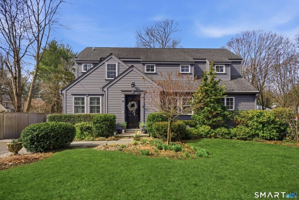 3 bedroom house for sale at 21 Turkey Hill Rd N Westport 06880 - $1,675,000