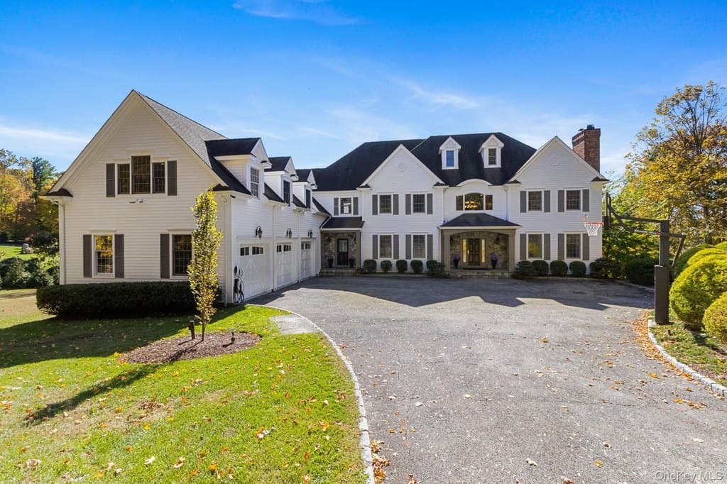 5 bedroom house for sale at 496 Long Ridge Rd Bedford - $2,775,000