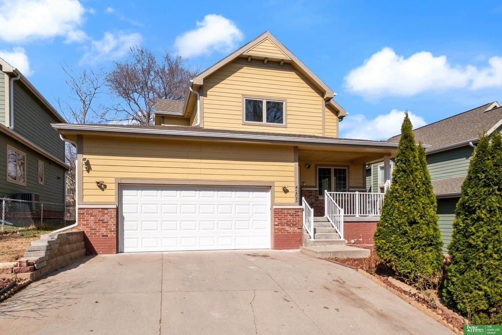 3 bedroom house for sale at 4205 Lake St Omaha - $249,000