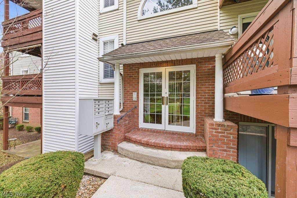 2 bedroom condo for sale at 688 Brick Mill Run Westlake 44145 - $200,000
