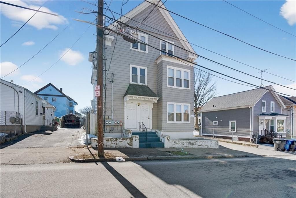 10 bedroom multi-family for sale at 108 Sumner Ave Central Falls - $665,000