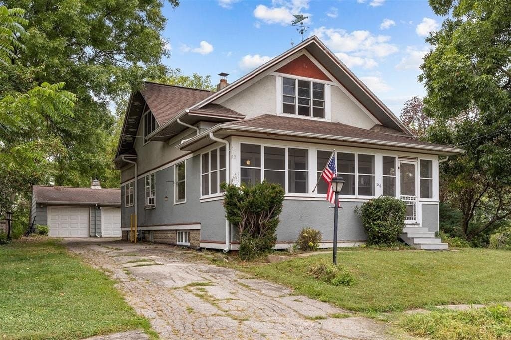 4 bedroom house for sale at 56 North Ave Central City - $229,900