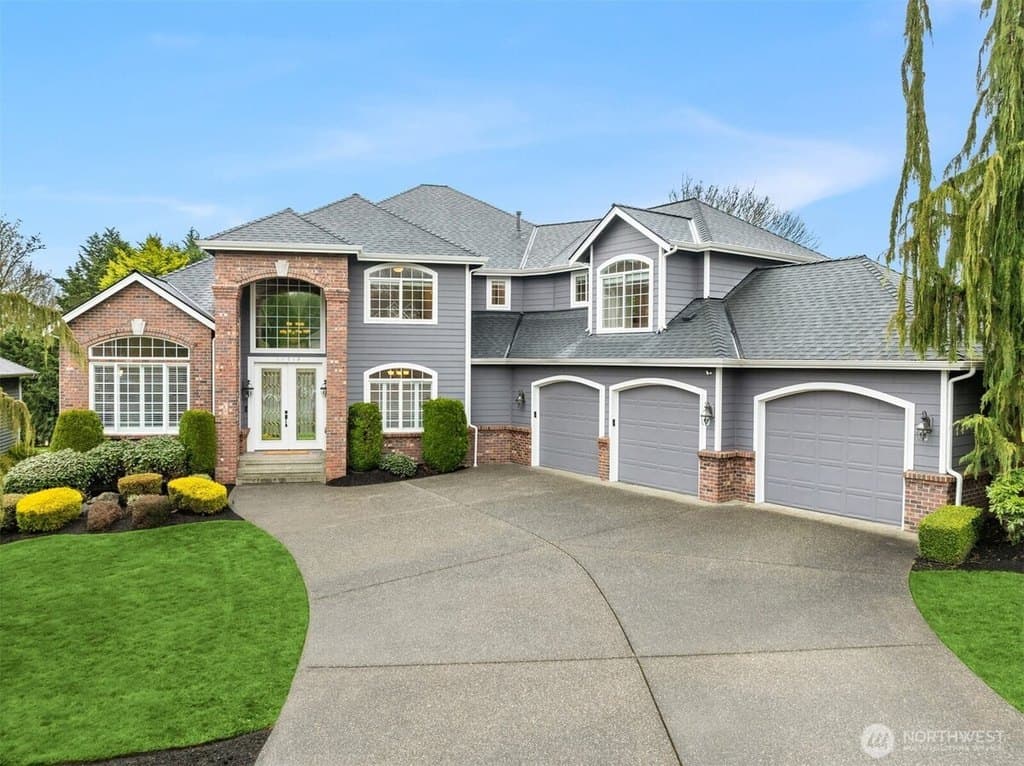 4 bedroom house for sale at 11712 37th St SE Snohomish 98290 - $1,490,000