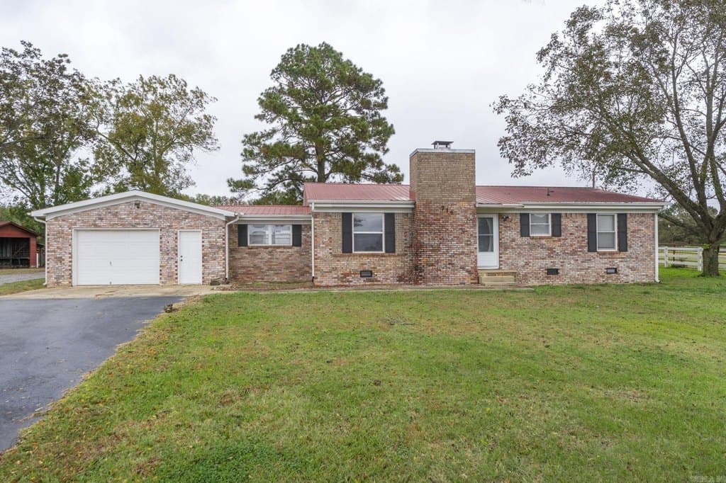 3 bedroom house for sale at 714 E Republican Rd Jacksonville 72076 - $229,000