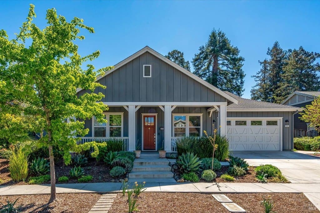 4 bedroom house for sale at 215 Pheasant Ct Napa 94558 - $1,949,000