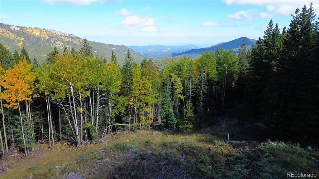 land for sale at 429 Sawmill Ln Blue Valley - $349,000