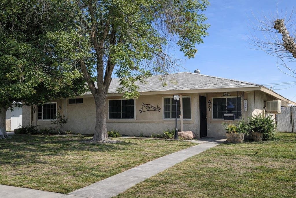 4 bedroom house for sale at 430 N 8th St Blythe - $219,900