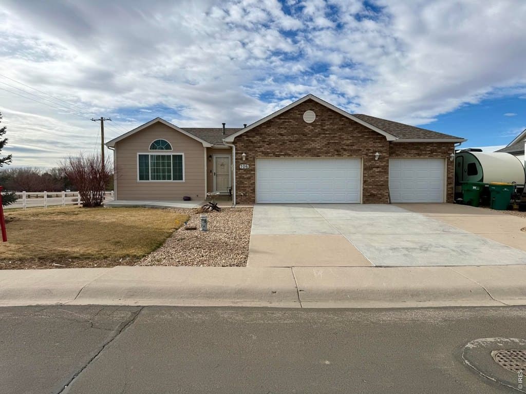 4 bedroom house for sale at 106 Linden Oaks Dr Ault - $530,000