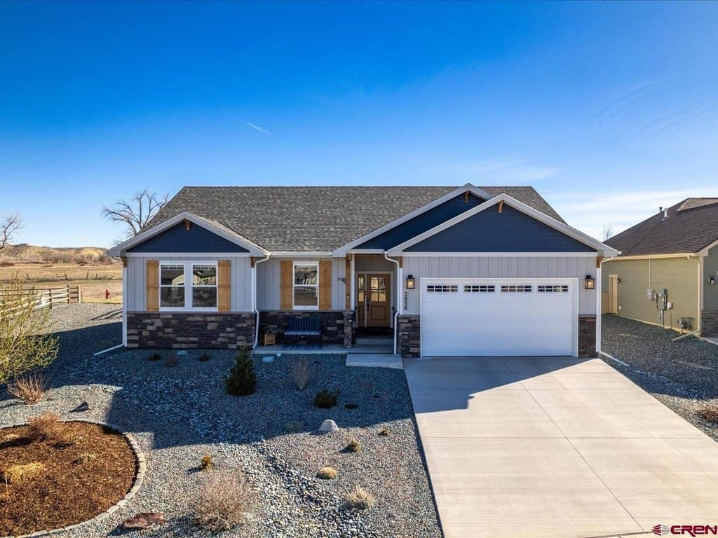 2 bedroom house for sale at 3856 Scarlet Ct Montrose 81401 - $544,900