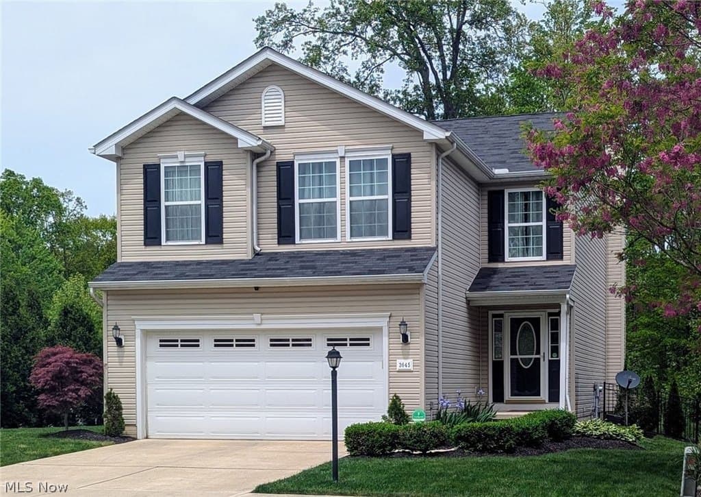 4 bedroom house for sale at 3645 Firethorn Dr Aurora - $405,000
