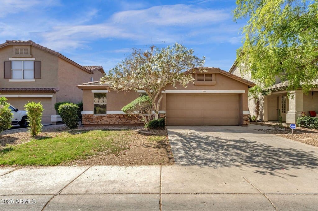 3 bedroom house for sale at 12901 W Windsor Ave Avondale 85392 - $338,500