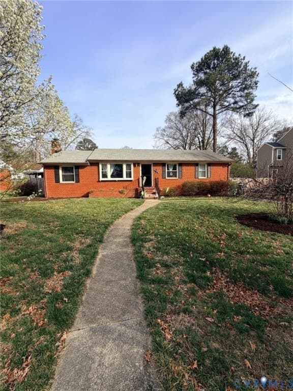 3 bedroom house for sale at 2205 Vandover Rd Richmond - $449,500