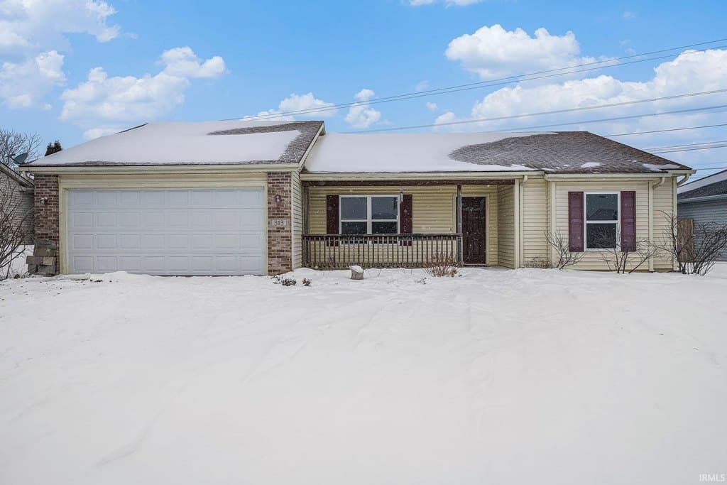 3 bedroom house for sale at 313 W Wind Trl Avilla - $249,000