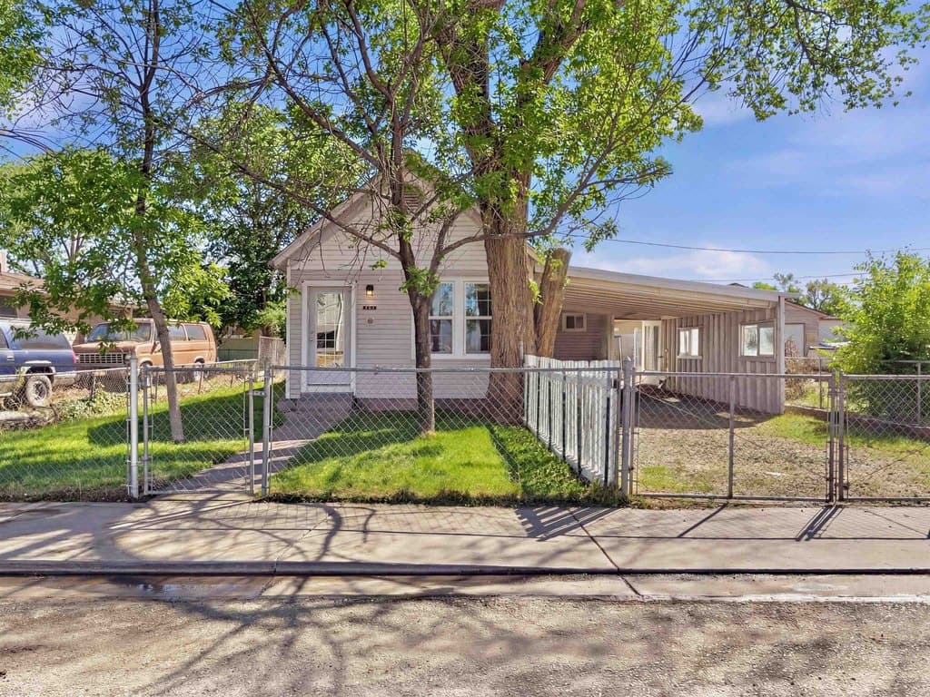 3 bedroom house for sale at 252 S Peach St Fruita 81521 - $419,000
