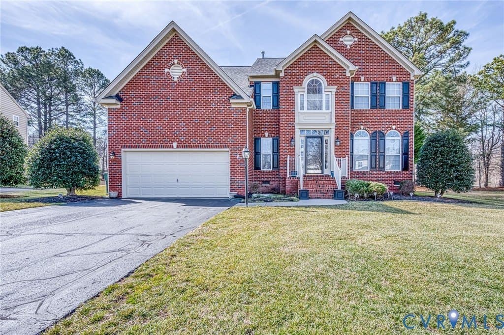 4 bedroom house for sale at 237 Ashbury Hills Dr Chamberlayne - $520,000