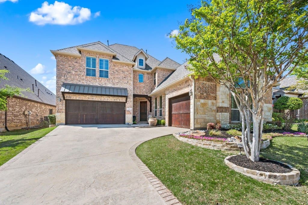 4 bedroom house for sale at 6504 Cimmaron Trl Colleyville 76034 - $1,065,000